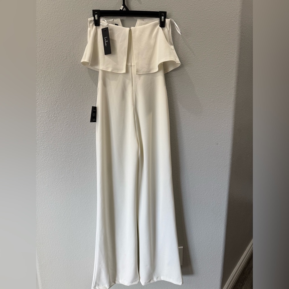 Lulu's White Strapless V-Notch Wide-Leg Jumpsuit Size XS Graduation Outfit - Picture 9 of 16